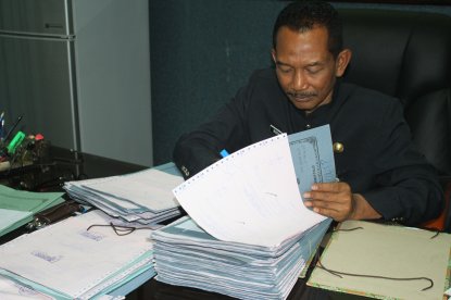 BLANKO HABIS, DISPENDUKCAPIL GANTI DG SURAT KETERANGAN PENGGANTI e-KTP 