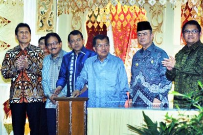 Wapres Dukung Sepenuhnya Menkominfo Tangkal Penyebaran Radikalisme di Internet