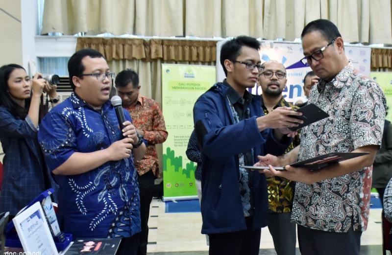 Kominfo Ingatkan Masyarakat Berhati-hati Unduh Aplikasi Faceapp