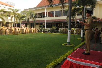 TINDAK TEGAS OKNUM YANG "BERMAIN" DALAM REKRUITMEN CPNS