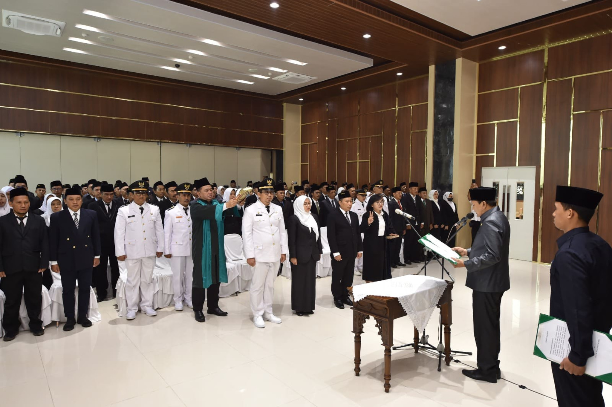 Pelantikan dan Pengambilan Sumpah 71 Pejabat Eselon III dan IV Pemkab Pasuruan