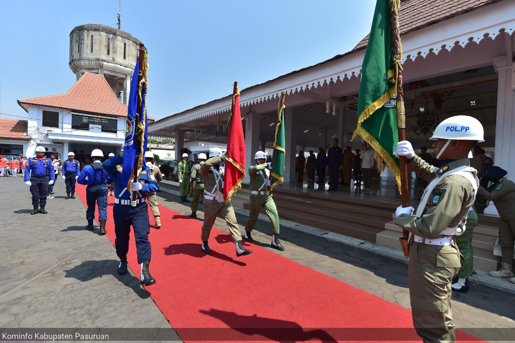 Pemkab Pasuruan Gelar Apel Sambut Kedatangan Kirab Pataka Jer Basuki Mawa Beya