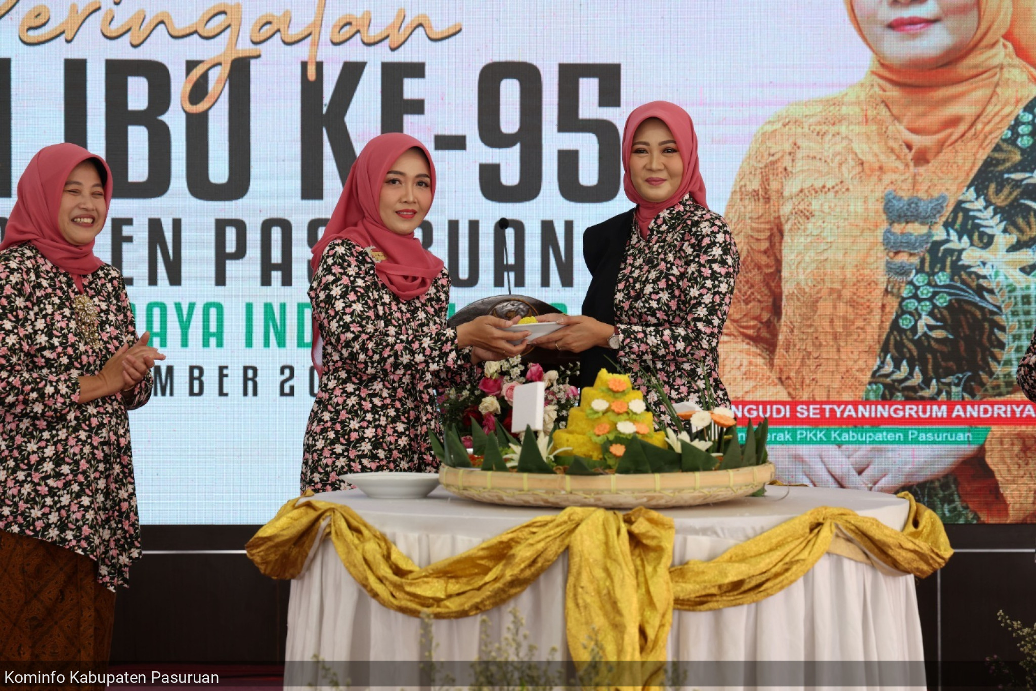 Peringati Hari Ibu, TP-PKK Gelar Lomba untuk Para Ibu