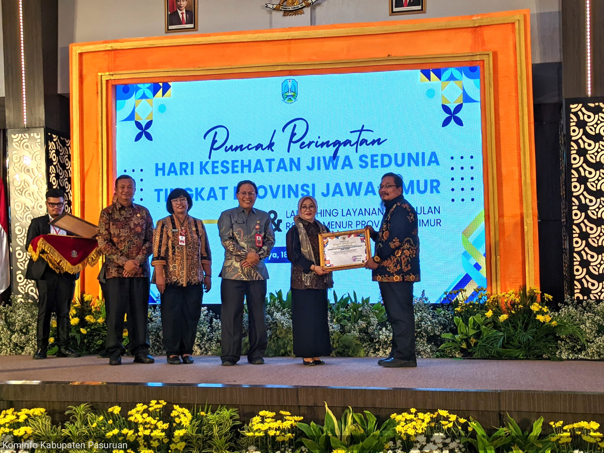 KPID Jatim Terima Penghargaan Pemprov Jatim