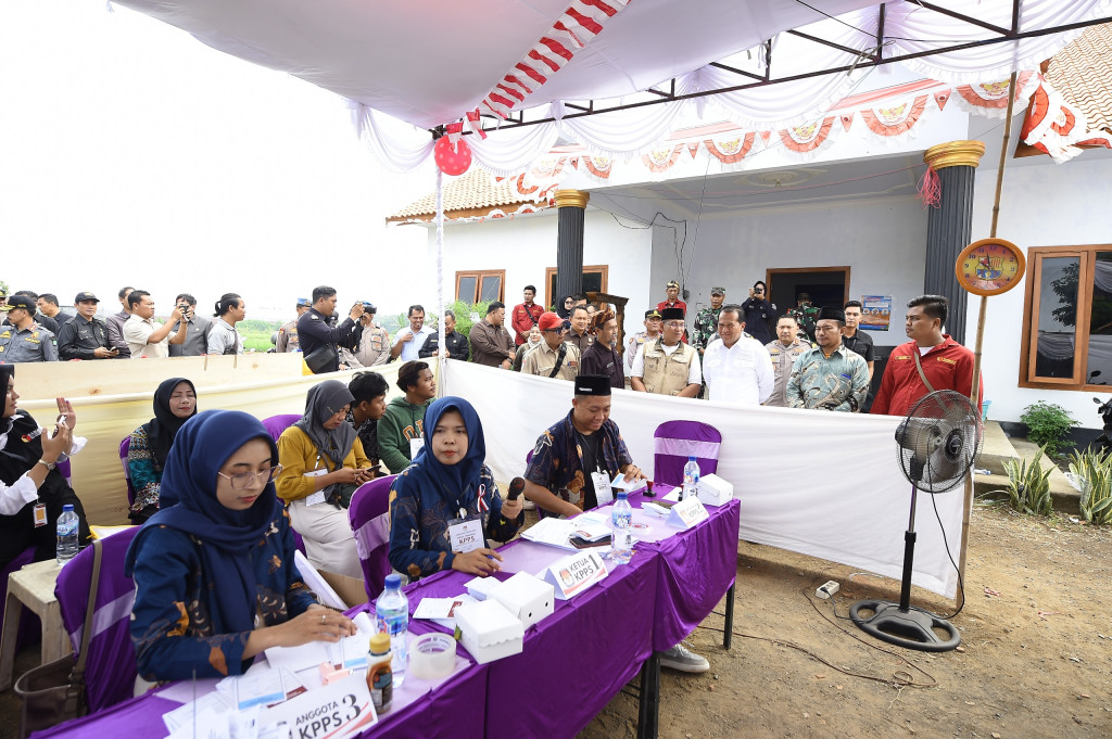 Monitoring Keliling TPS di Pilkada 2024 Oleh Pj. Bupati Pasuruan