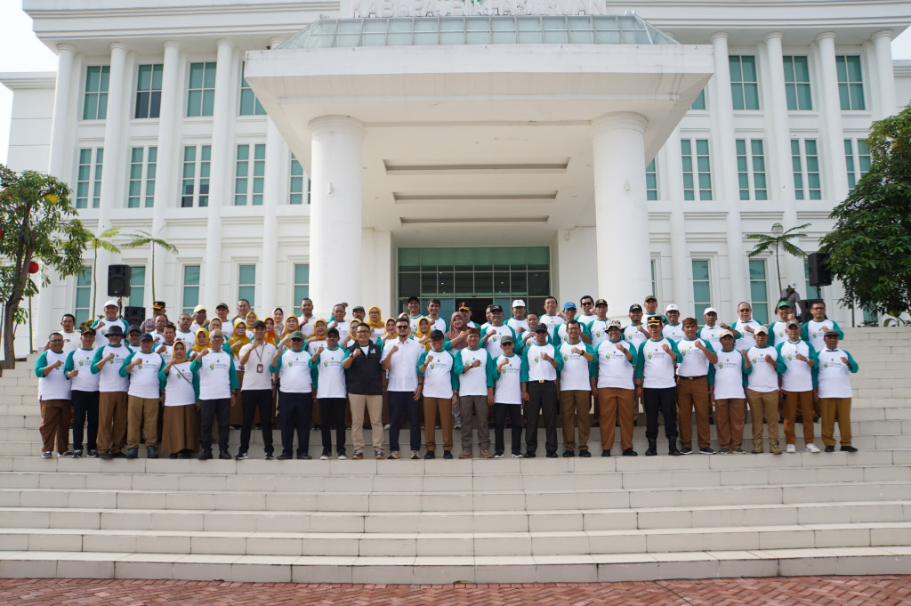 Pemecahan Rekor MURI Gertam 40.000 Mangga Putar