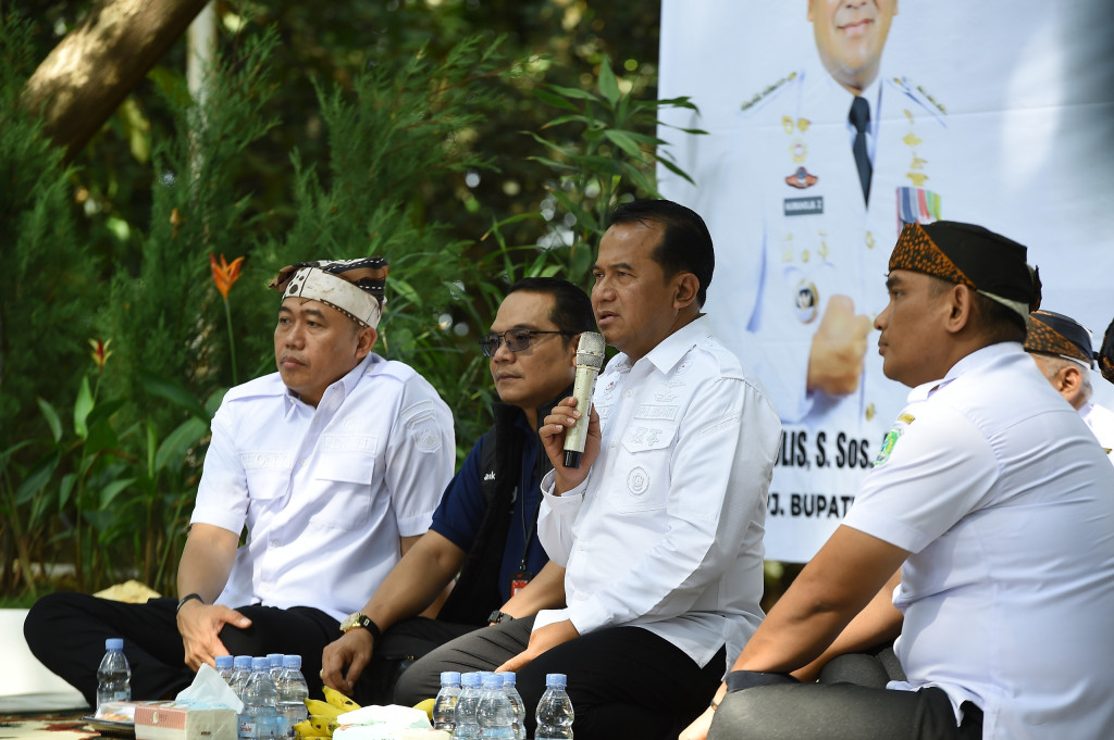 Pembinaan Pegawai Pertamanan dan Kebersihan Dinas Lingkungan Hidup