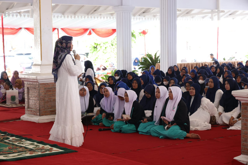 Tadarrus Al-Qur'an dan Kajian Islam TP PKK Kabupaten Pasuruan