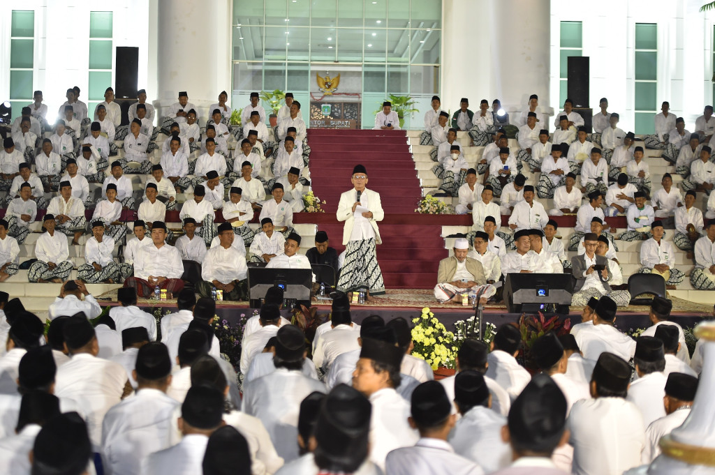 Acara Ikatan Seni Hadrah Republik Indonesia (ISHARI) di Kabupaten Pasuruan