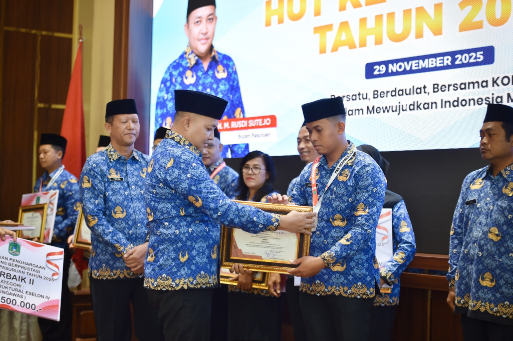 Pemberian Apresiasi kepada ASN Berprestasi Tahun 2025