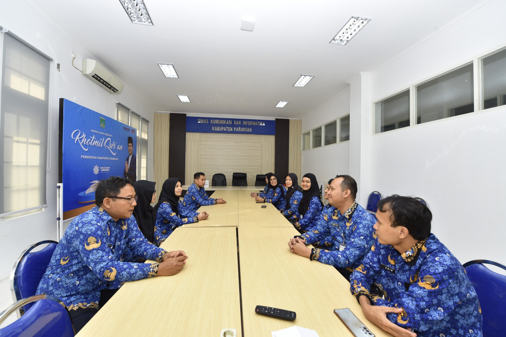 Studi Banding Bappelitbangda Semarang terkait Pelaksanaan Satu Data dan E-Walidata serta Evaluasi SDI