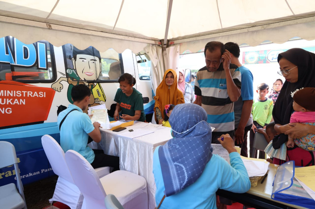 Layanan Publik dalam Rangka Hari Jadi Koperasi ke - 77