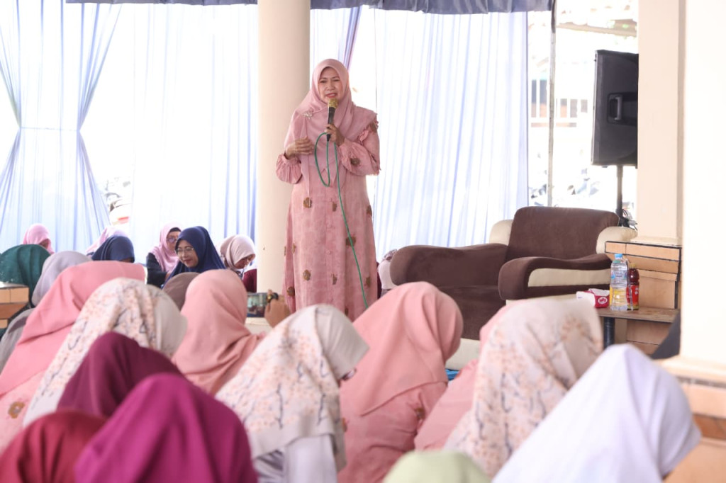 Pengajian Rutin TP PKK di Kecamatan Pasrepan