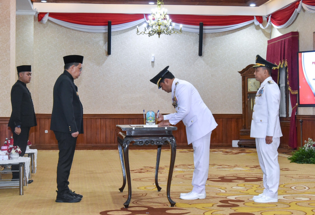 Pangambilan Sumpah dan Pelantikan serta Serah Terima Jabatan Pj. Bupati Pasuruan