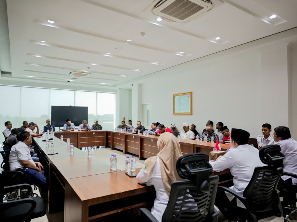 Audiensi Bersama Warga Terkait Tata Kelola Aset Daerah